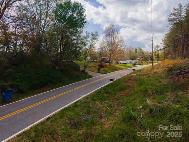 3824 Piedmont Road, Morganton, NC 28655