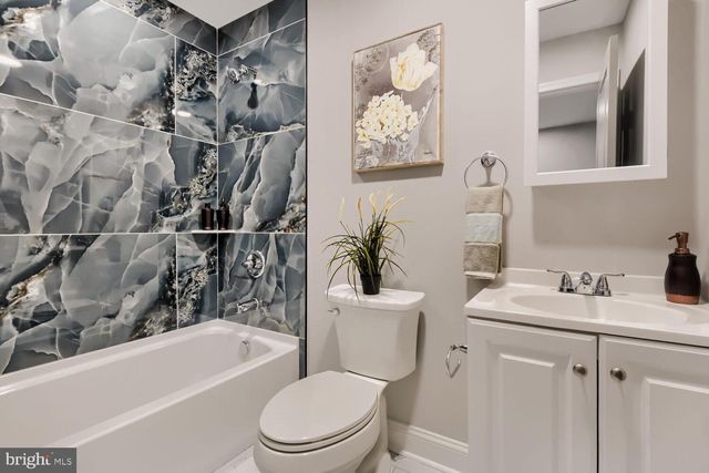 2766 THE ALAMEDA, Baltimore, MD 21218