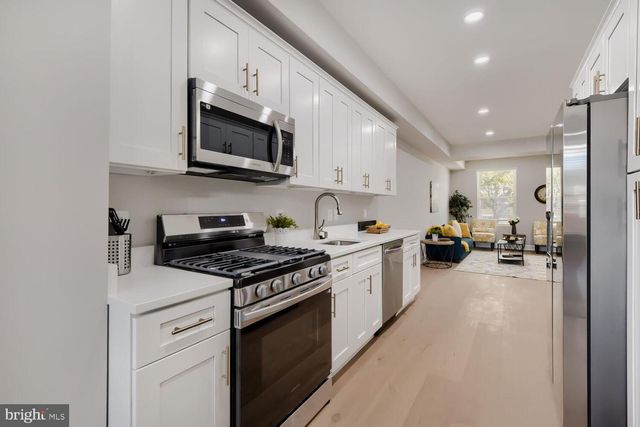2766 THE ALAMEDA, Baltimore, MD 21218