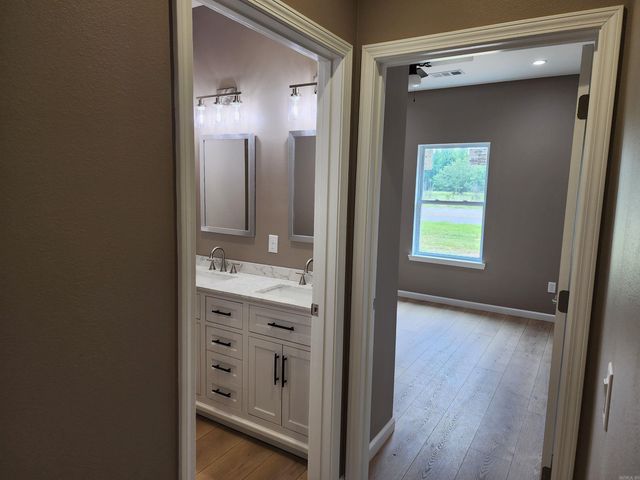 328 Walker Road, Higginson, AR 72068