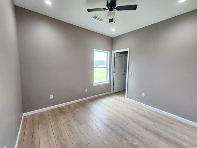 328 Walker Road, Higginson, AR 72068