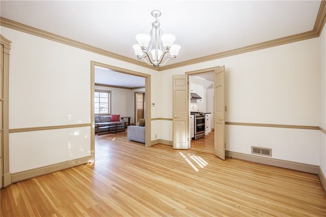 85 Stonybrook Drive, Brighton, NY 14618