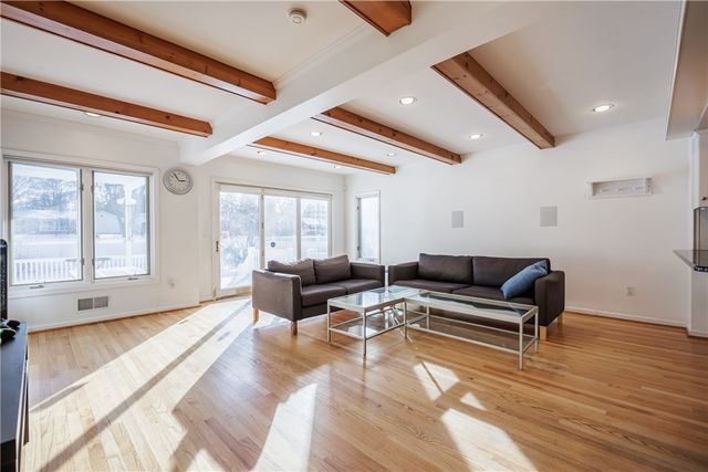 85 Stonybrook Drive, Brighton, NY 14618