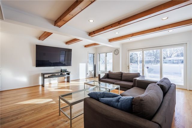 85 Stonybrook Drive, Brighton, NY 14618