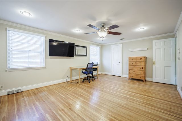 85 Stonybrook Drive, Brighton, NY 14618