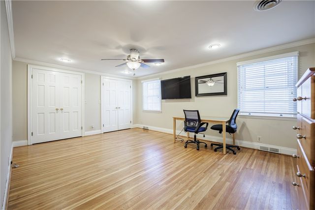 85 Stonybrook Drive, Brighton, NY 14618