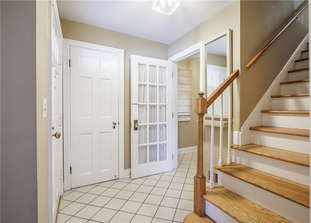 85 Stonybrook Drive, Brighton, NY 14618