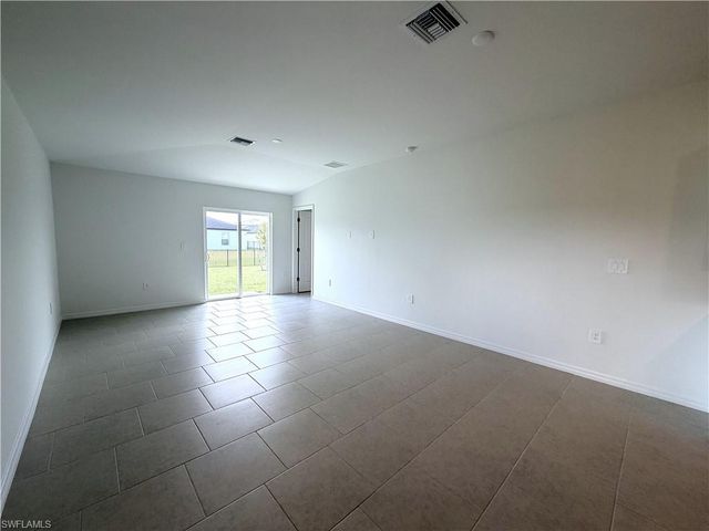 4062 San Felice LN, North Fort Myers, FL 33917