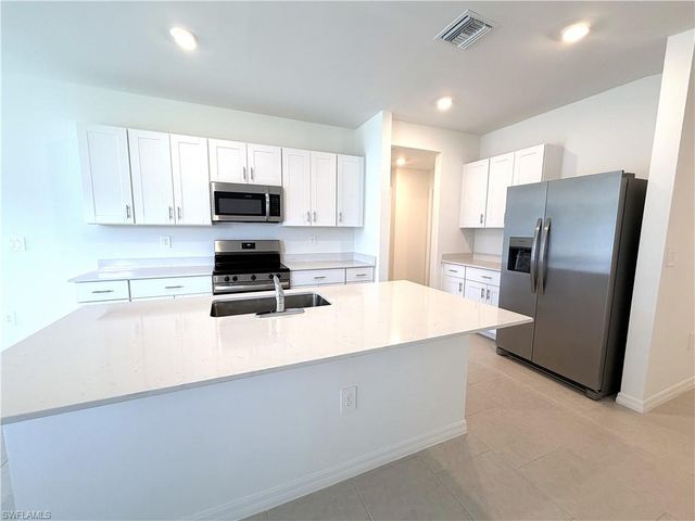 4062 San Felice LN, North Fort Myers, FL 33917