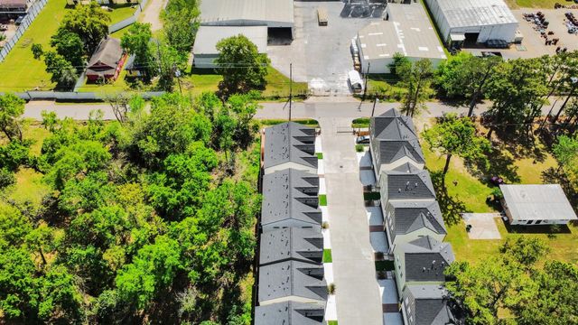 5318 Kindred Garden Lane, Houston, TX 77091