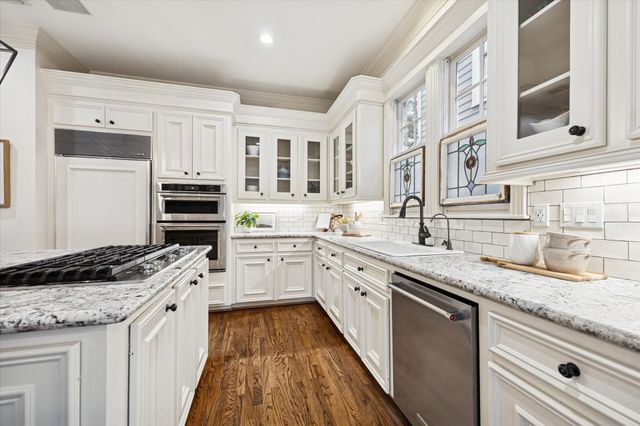 516 Arlington Street, Houston, TX 77007