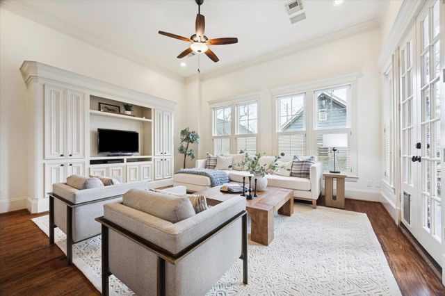 516 Arlington Street, Houston, TX 77007