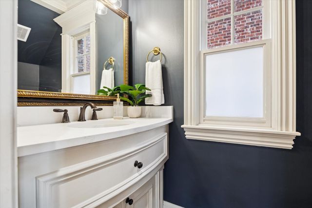 516 Arlington Street, Houston, TX 77007