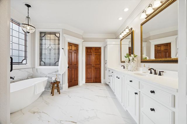 516 Arlington Street, Houston, TX 77007