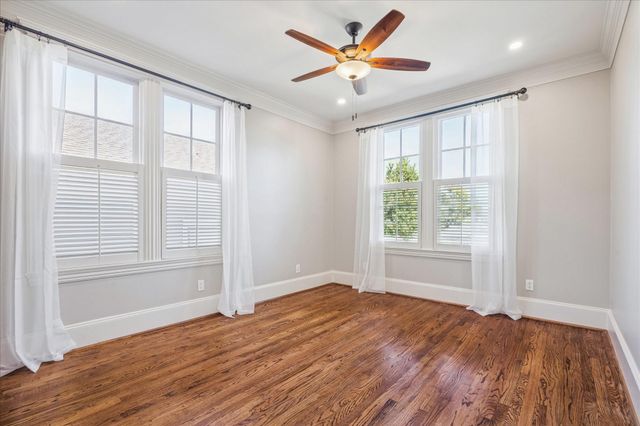 516 Arlington Street, Houston, TX 77007