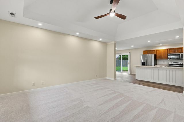 235 E MURPHY DR, Columbia, MO 65202