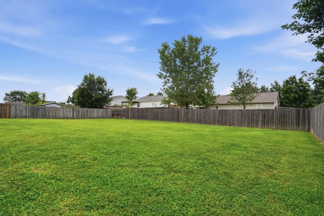 235 E MURPHY DR, Columbia, MO 65202