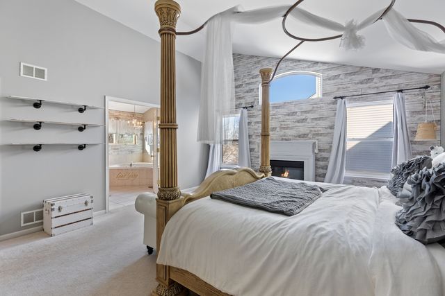 69 Telluride Court, Gilberts, IL 60136