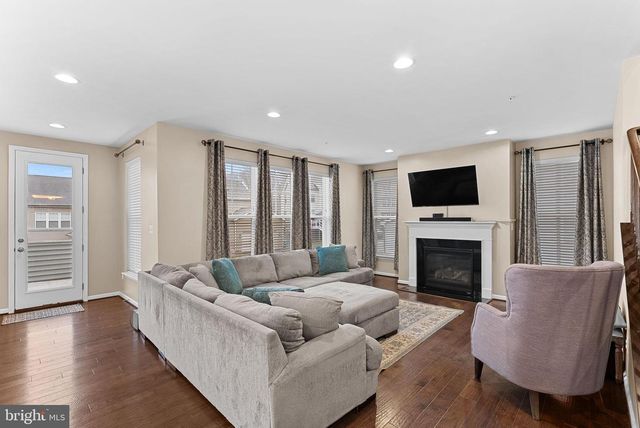 8422 CLIFFVIEW LN, Frederick, MD 21704