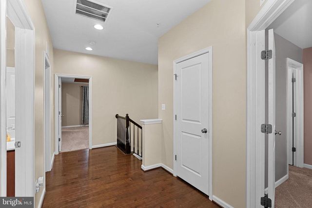 8422 CLIFFVIEW LN, Frederick, MD 21704