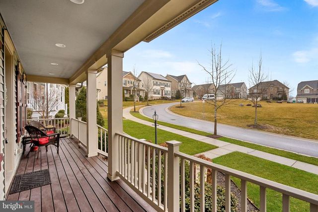 8422 CLIFFVIEW LN, Frederick, MD 21704