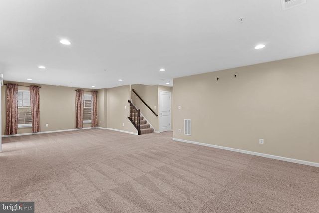 8422 CLIFFVIEW LN, Frederick, MD 21704