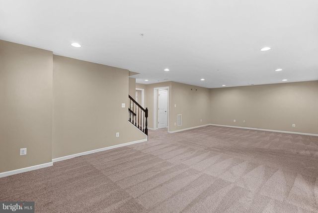 8422 CLIFFVIEW LN, Frederick, MD 21704