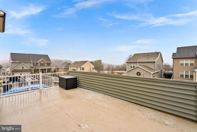 8422 CLIFFVIEW LN, Frederick, MD 21704