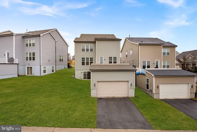 8422 CLIFFVIEW LN, Frederick, MD 21704