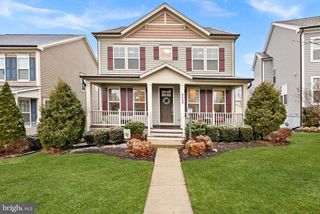 8422 CLIFFVIEW LN, Frederick, MD 21704
