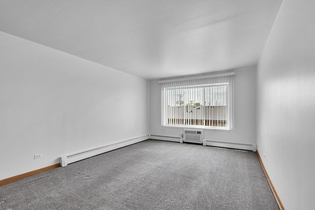9819 S Cicero Avenue 6, Oak Lawn, IL 60453