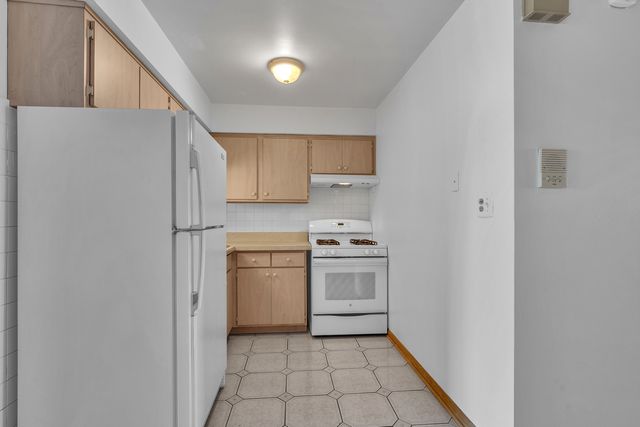 9819 S Cicero Avenue 6, Oak Lawn, IL 60453
