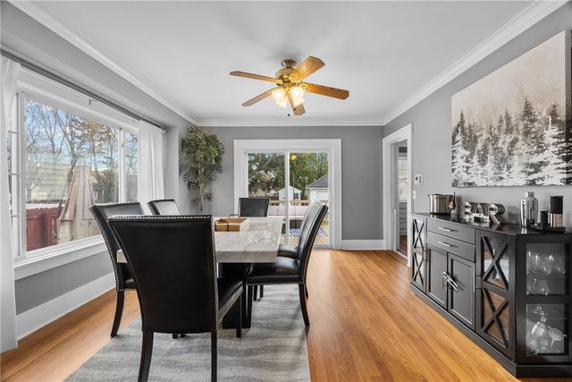 49 Vinton Rd, Irondequoit, NY 14622