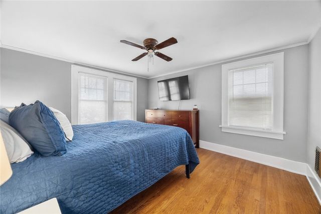 49 Vinton Rd, Irondequoit, NY 14622