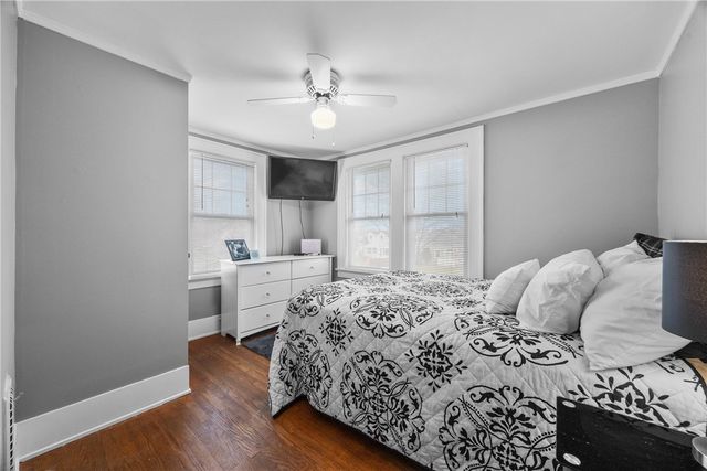 49 Vinton Rd, Irondequoit, NY 14622