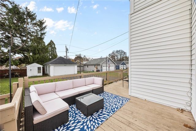 49 Vinton Rd, Irondequoit, NY 14622