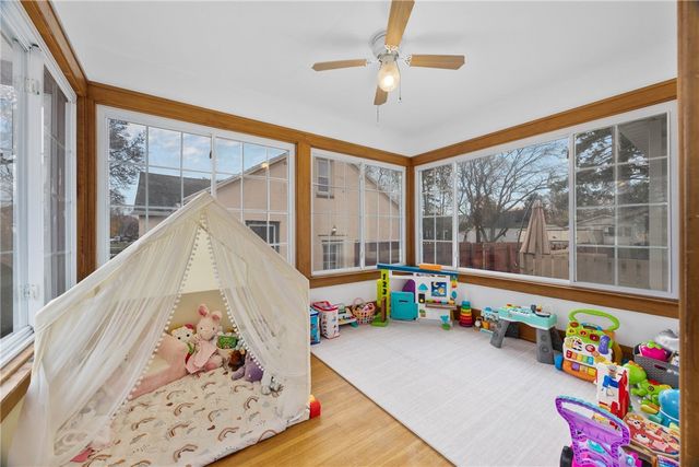 49 Vinton Rd, Irondequoit, NY 14622