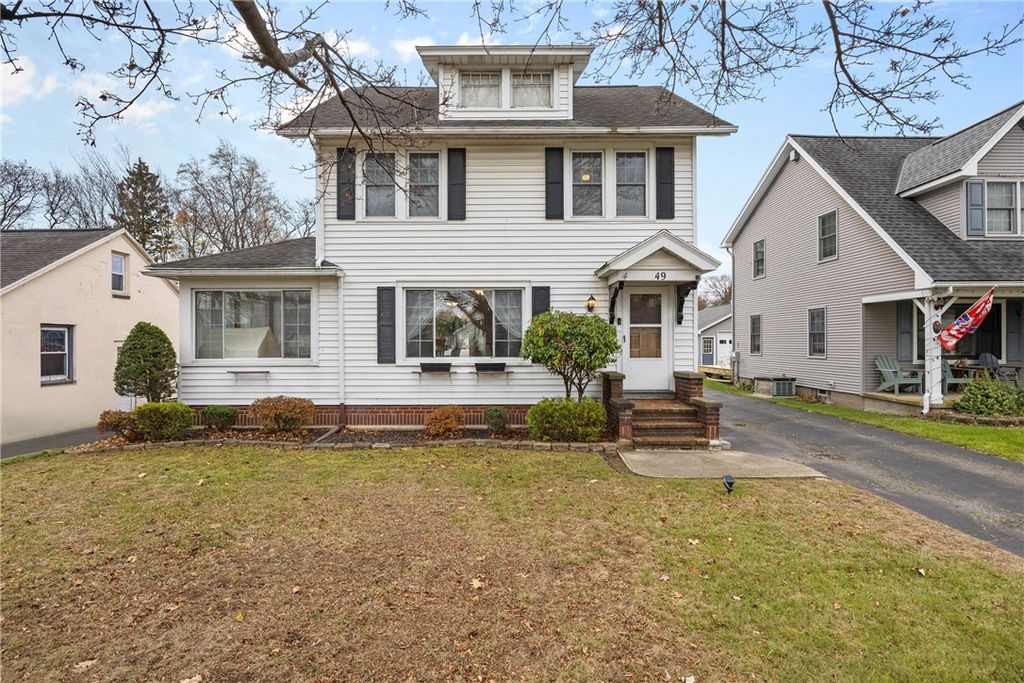 49 Vinton Rd, Irondequoit, NY 14622