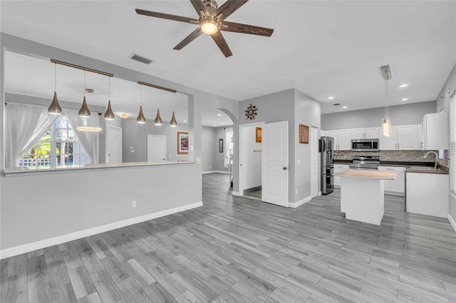 5045 Northern Lights Dr, Greenacres, FL 33463