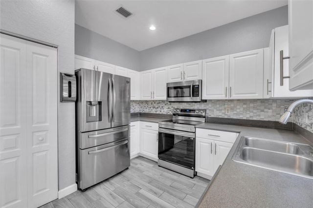 5045 Northern Lights Dr, Greenacres, FL 33463