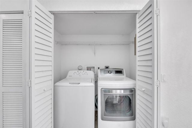 5045 Northern Lights Dr, Greenacres, FL 33463