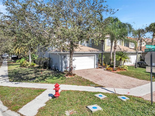 5045 Northern Lights Dr, Greenacres, FL 33463