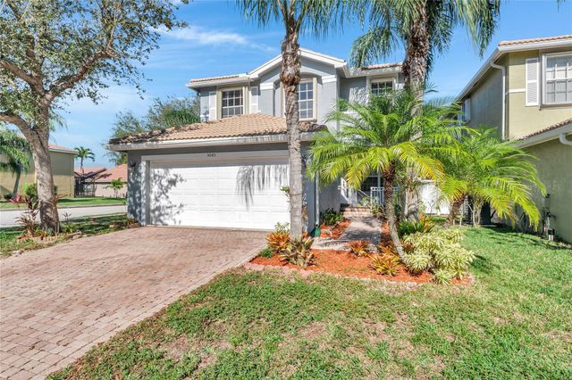 5045 Northern Lights Dr, Greenacres, FL 33463