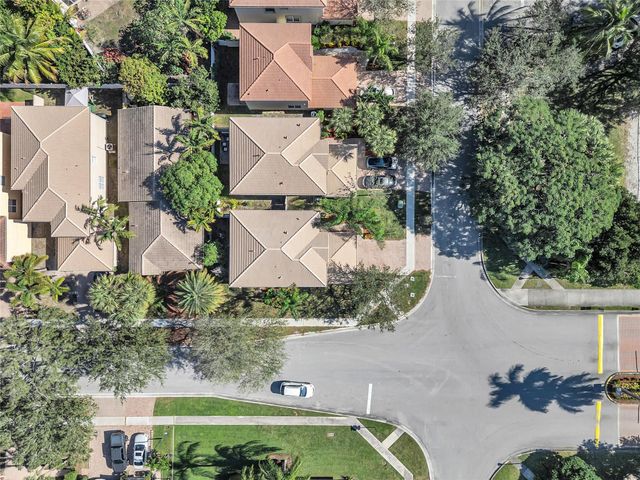 5045 Northern Lights Dr, Greenacres, FL 33463