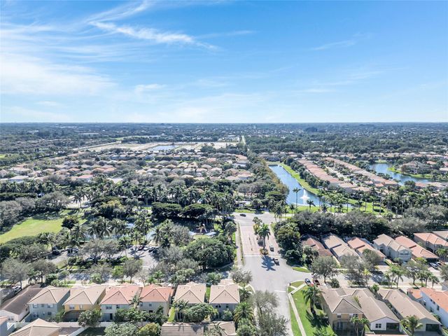 5045 Northern Lights Dr, Greenacres, FL 33463