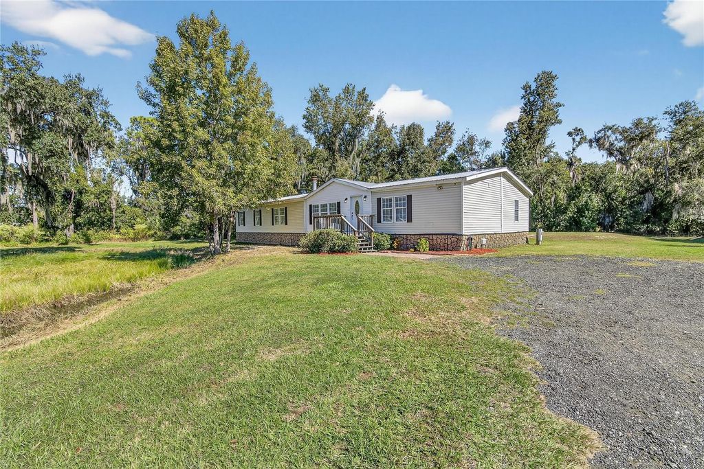 11110 WALTER HUNTER ROAD, Lithia, FL 33547