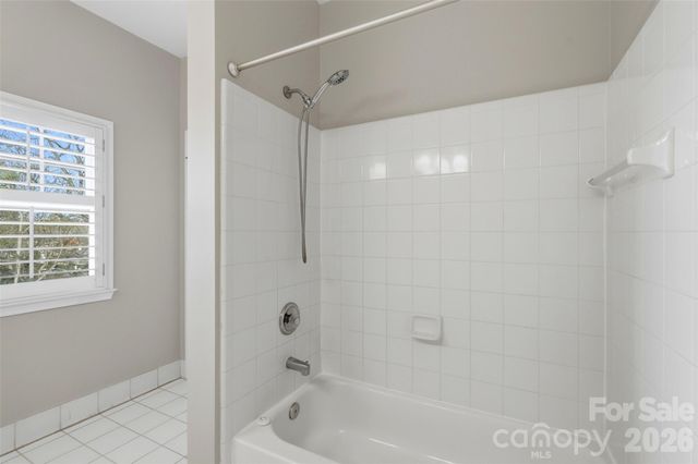 400 Clarice Avenue 165, Charlotte, NC 28204