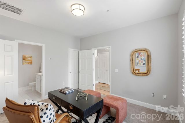 400 Clarice Avenue 165, Charlotte, NC 28204