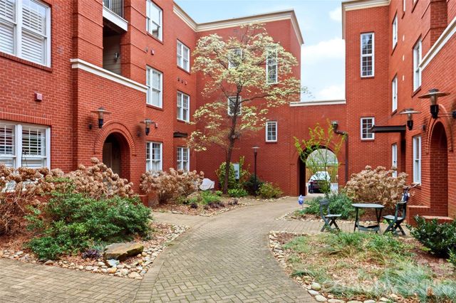 400 Clarice Avenue 165, Charlotte, NC 28204