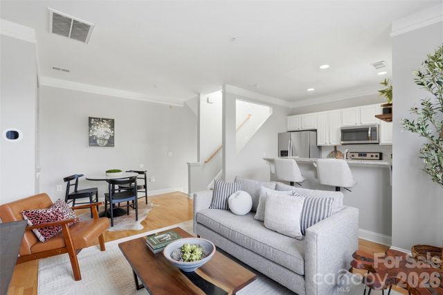 400 Clarice Avenue 165, Charlotte, NC 28204